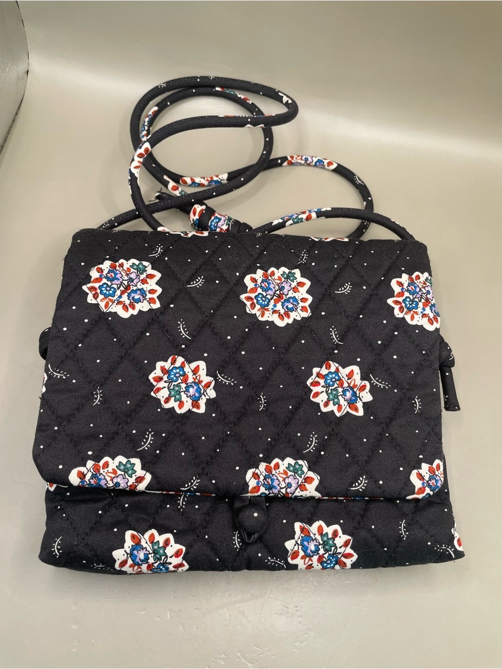 Vera Bradley Quilted Cotton Floral Hipster Crossbody Bag Purse Black 7.75x6.75”